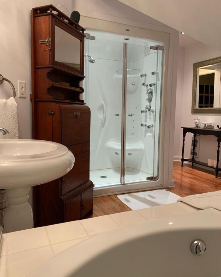 Monroe House Executive Guest Suites St. John's Luaran gambar